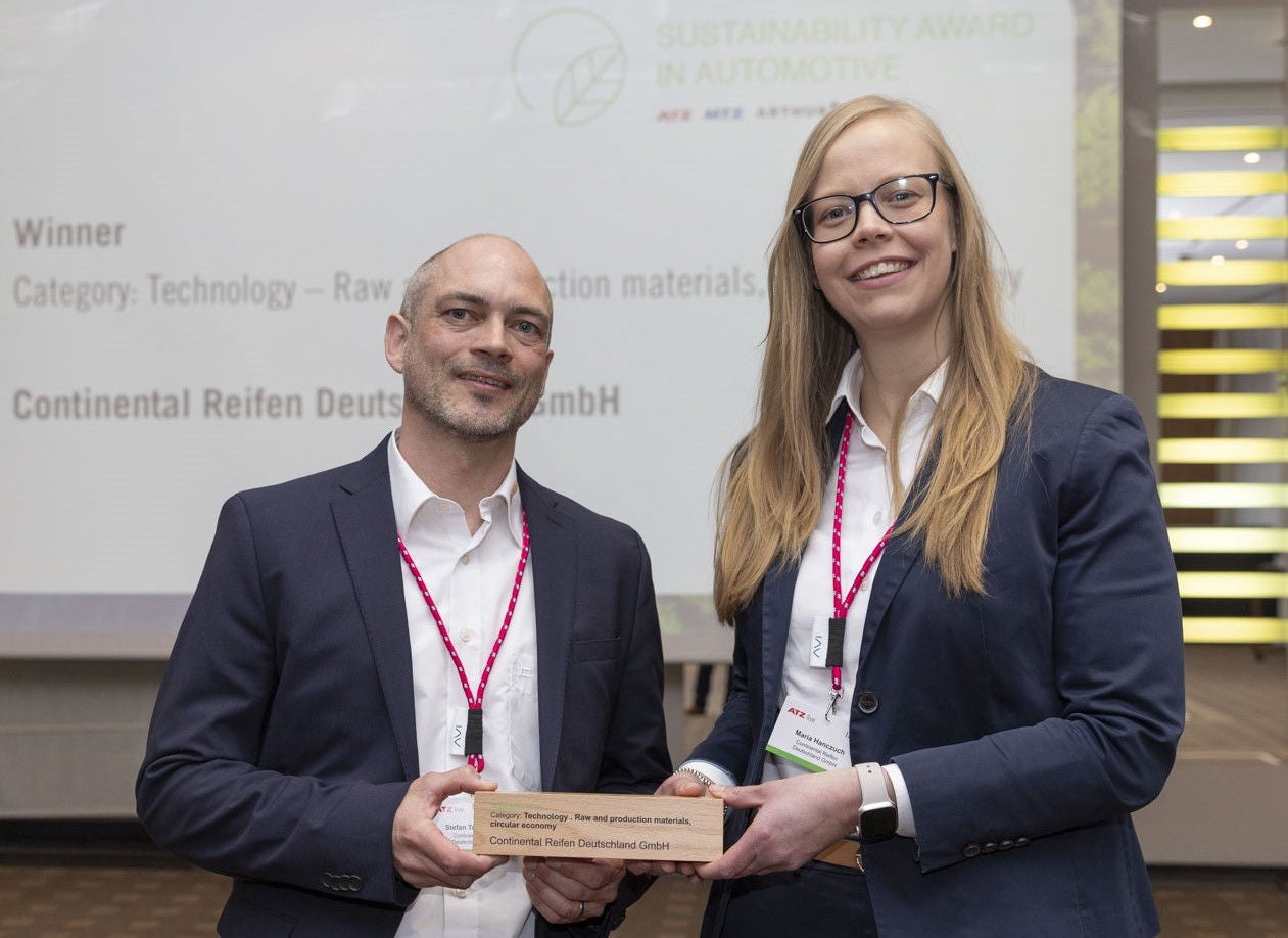 L’UltraContact NXT di Continental vince il “Sustainability Award in Automotive 2025”