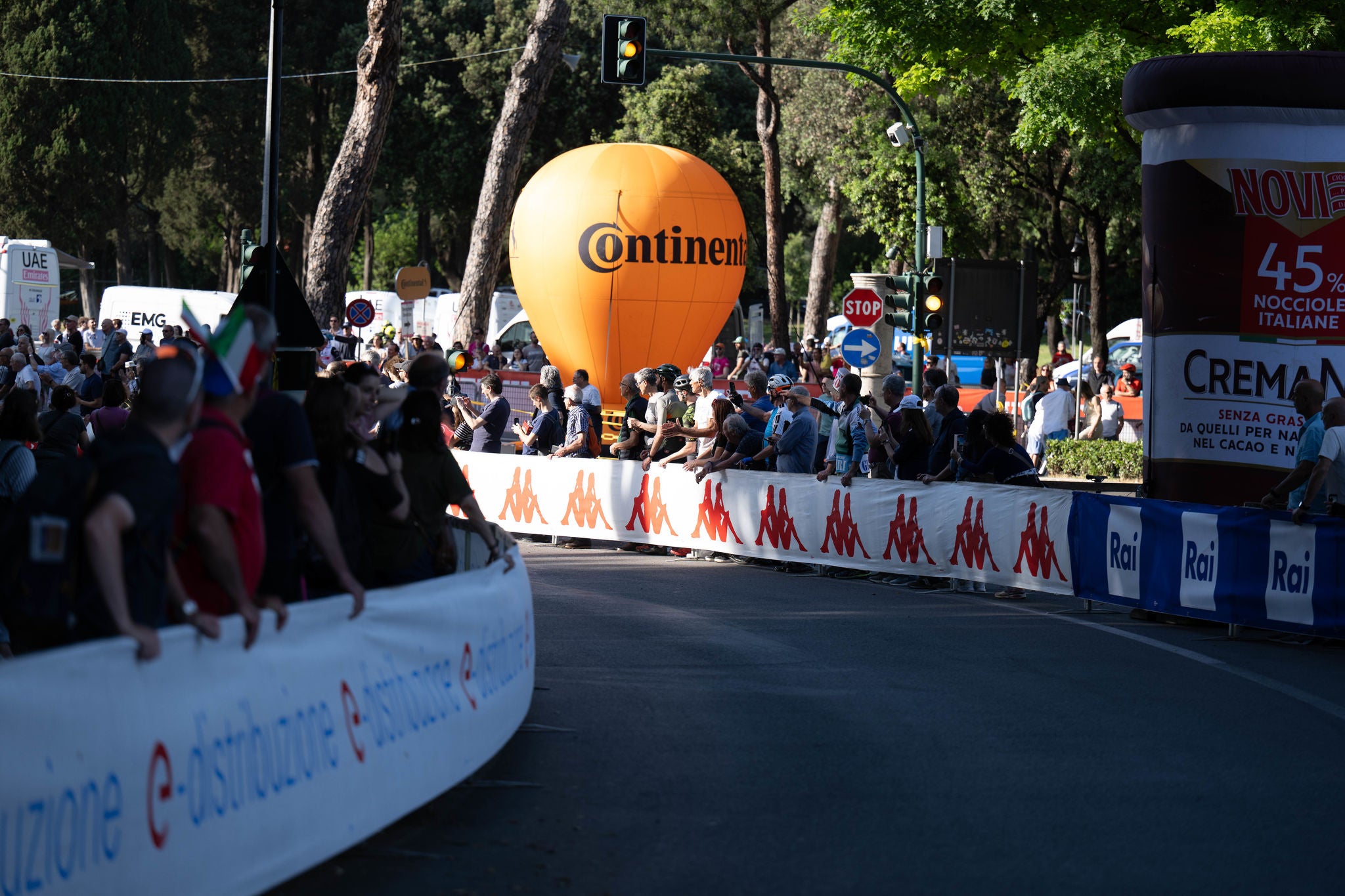 Giro d'Italia 2024 giro d'italia 2024, tappa 21, race, sponsor, mirrormedia