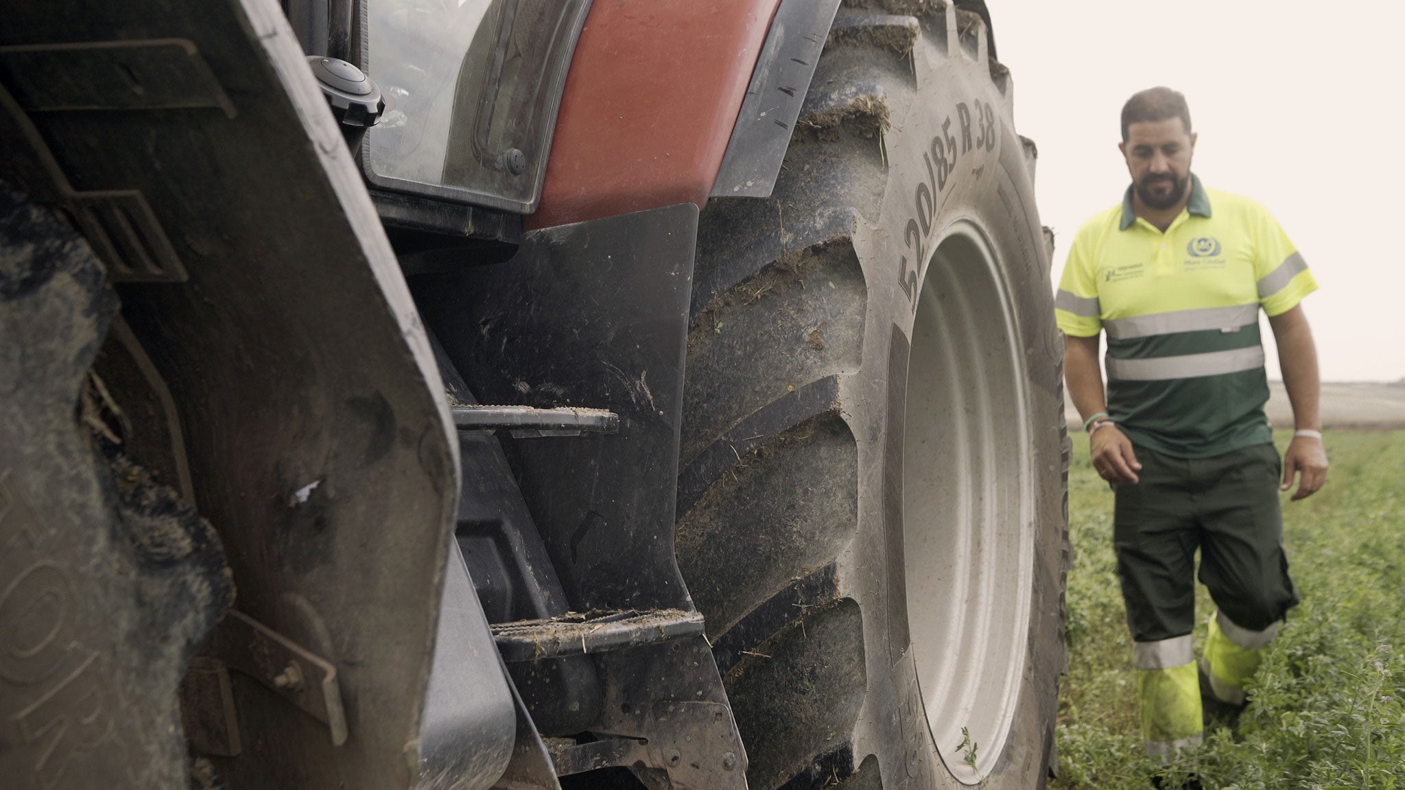 Tractor 85 Mora with Tractor tire