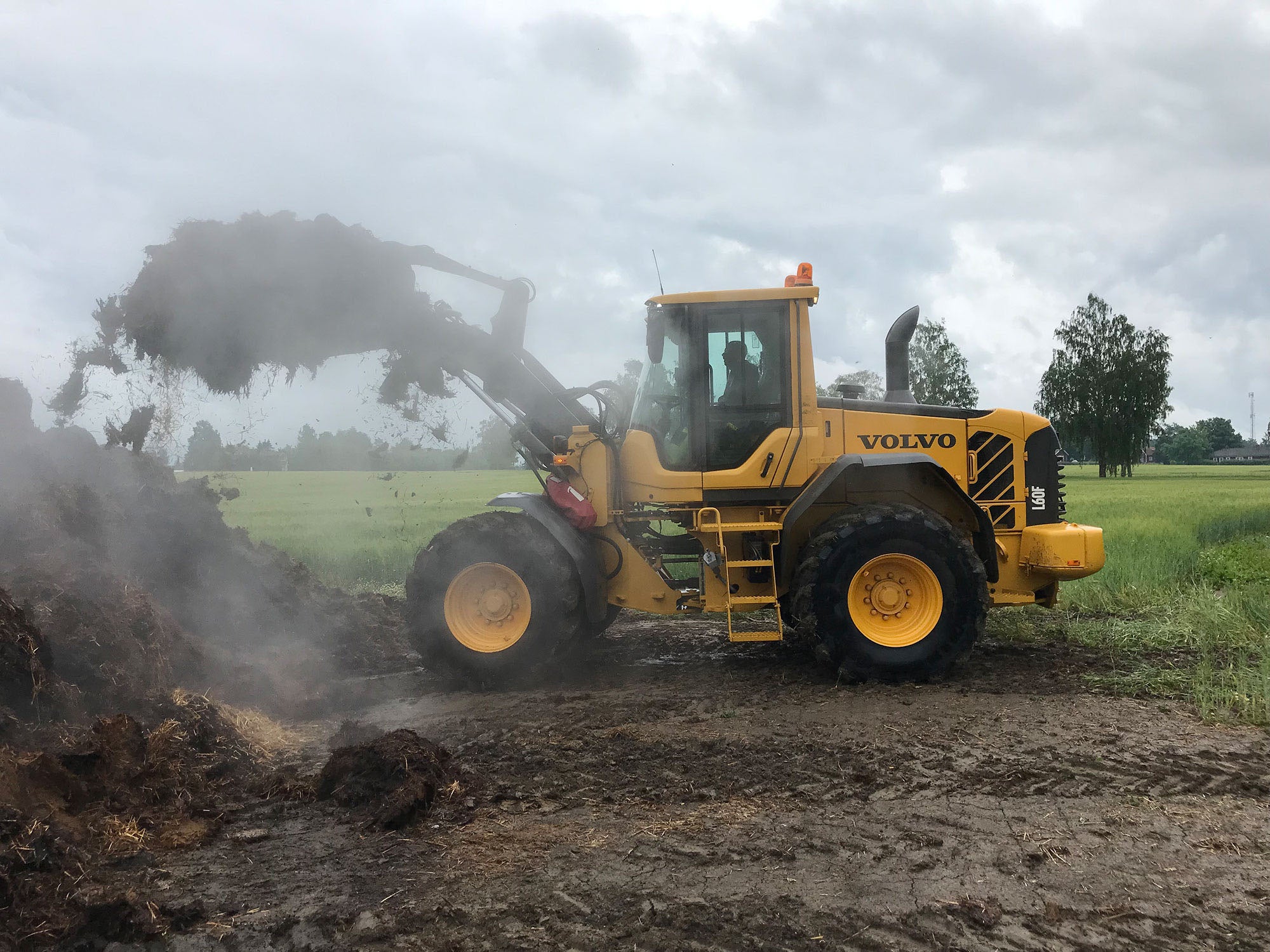 Magnus Claesson Magnus Claesson - Volvo Loader on Continental VF CombineMaster 620/70R26